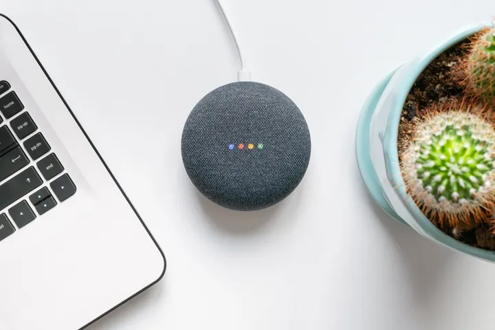 Picture of a google home.