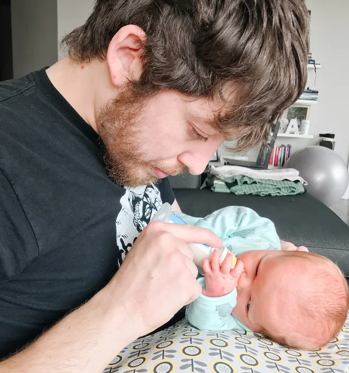 Picture of Aaron Broverman holding his son.