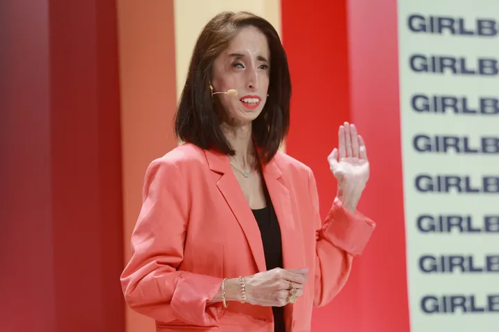 Picture of Lizzie Velasquez.