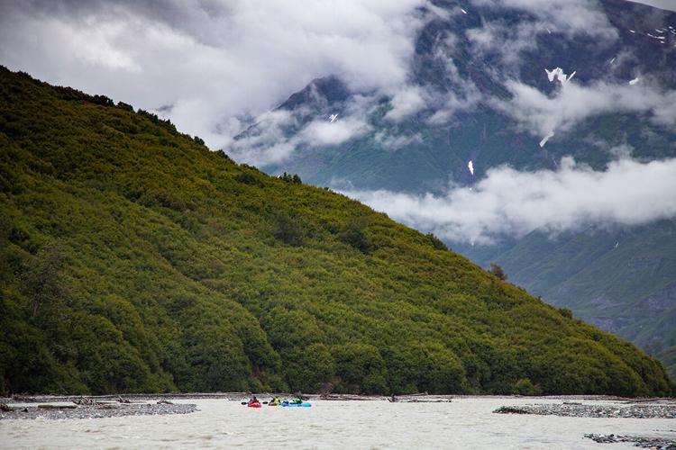 Erik Weihenmayer and his friends Skyler Williams and Harlan Taney as they begin their Alaskan rafting expedition.  National Geographic for Disney+/Oliver Richards